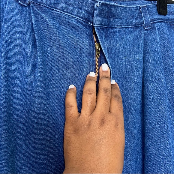 I.C. Isaacs Jeans Vintage High Rise Mom Trouser - Picture 4 of 9